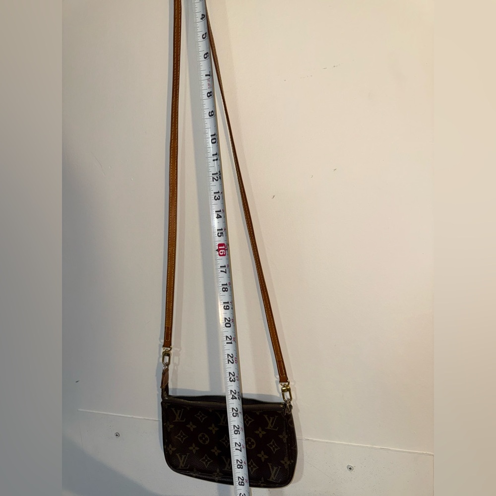 Louis Vuitton Mini Pochette Purse - Picture 11 of 11